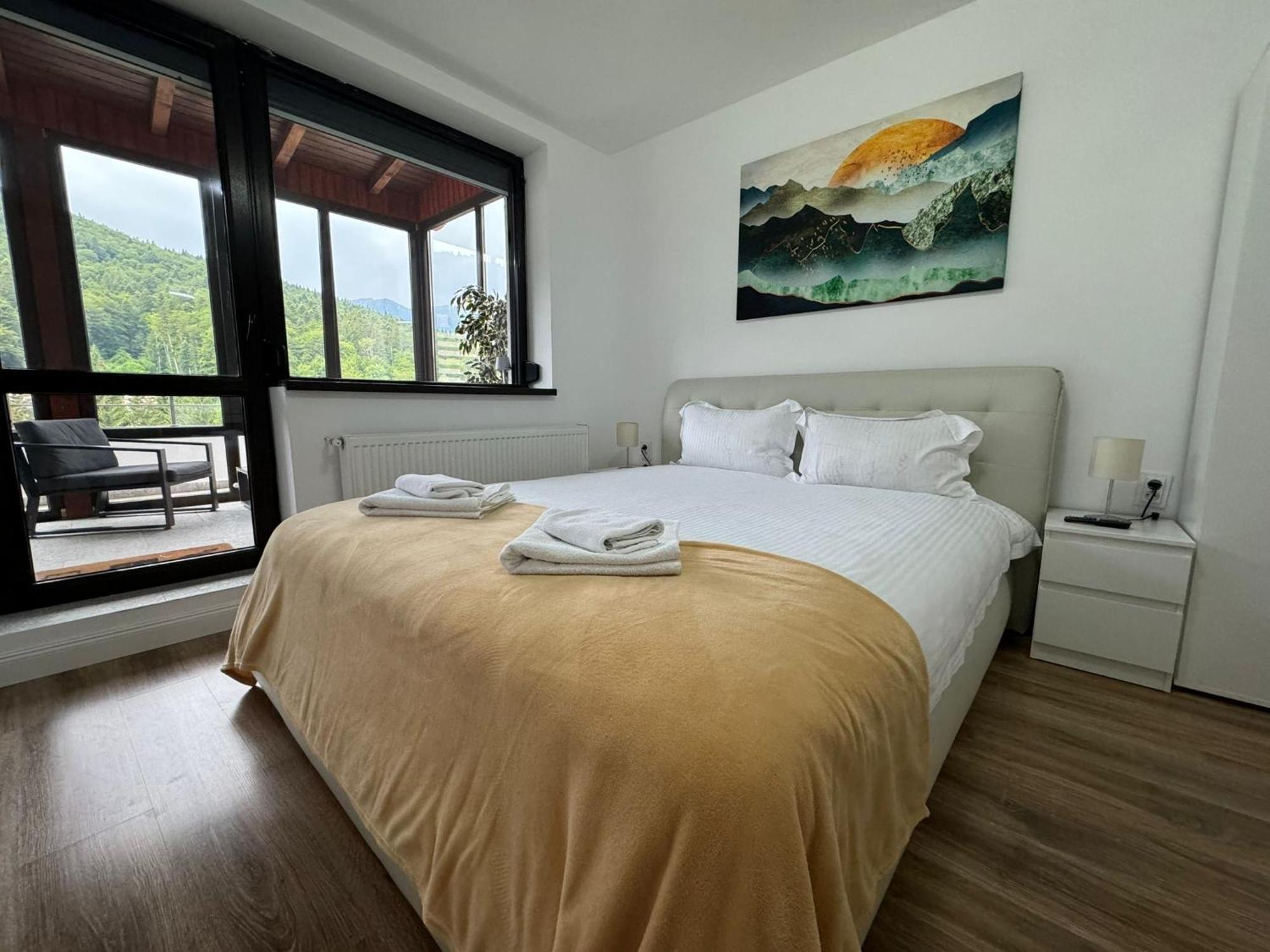 Best View Ap With Parking And 2 Bathrooms 시나이아 외부 사진